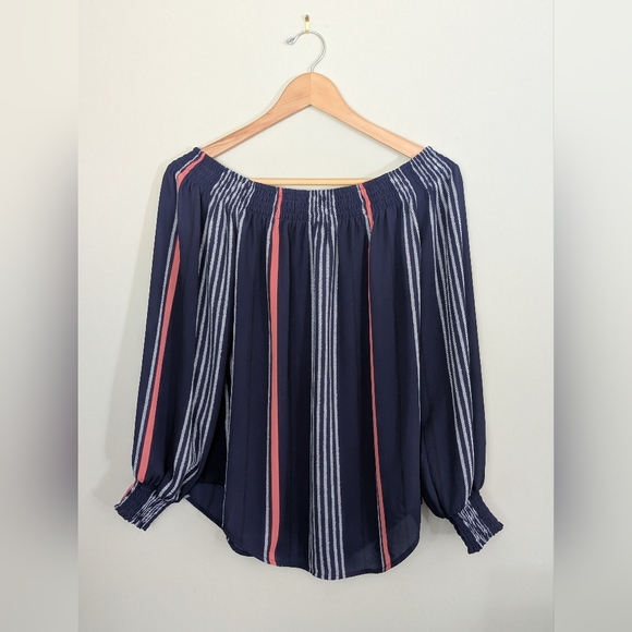 Express Women's Medium Blouse | Blue w/Warm Pink & White | Like New - Picture 7 of 7